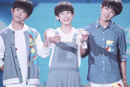 王俊凯的生日视频直播 c1b85ca98976488dad5682214310f02f.jpeg