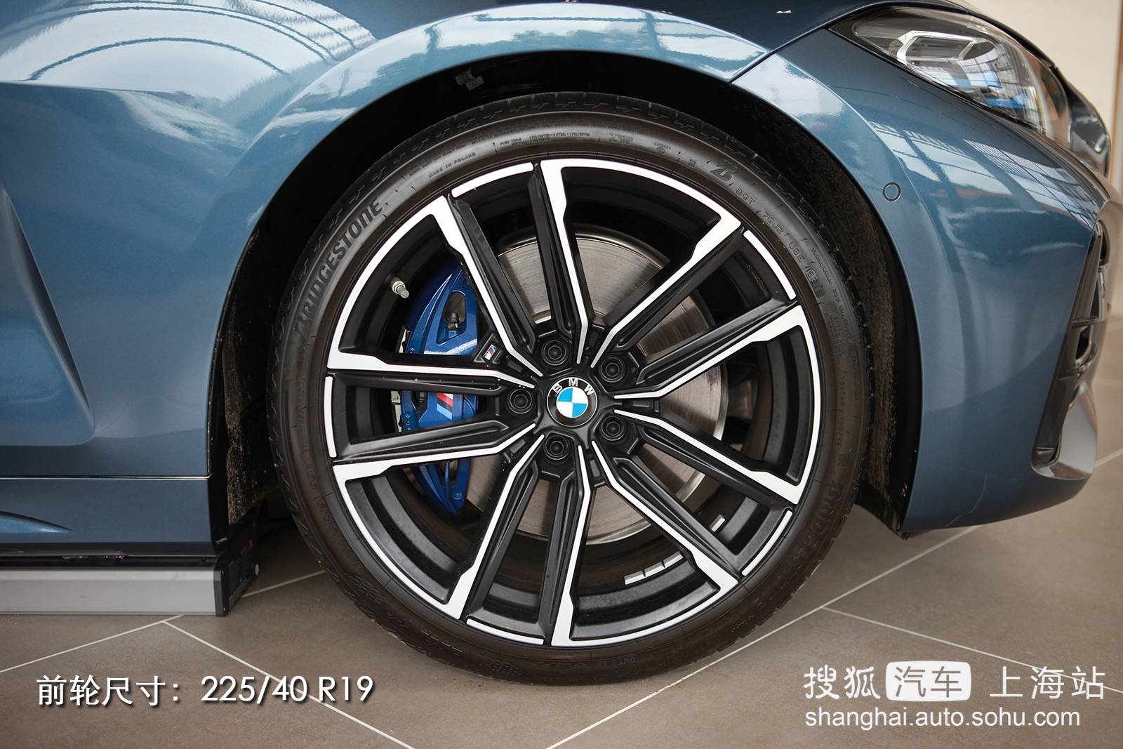 跑车轮毂多少寸 ff593fd1a61f42928ce187567d89650d.jpeg