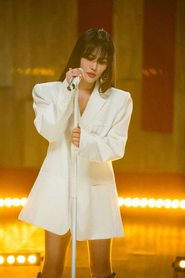 实力|原创最后希望洪涛导演的新的音乐综艺节目可以与我们早日的见面吧！