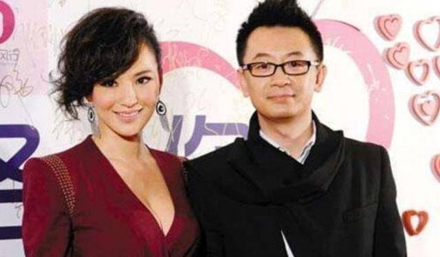 黄海波前女友，败光父母80万，被曝隐婚生子，曾