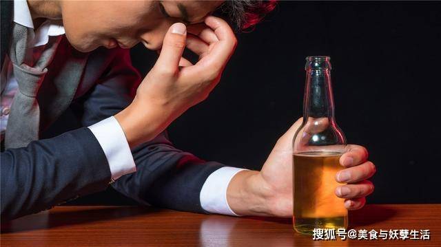 为什么有些人可以一直喝酒 b24f651ac30842e3bfc0fff1e86d4c41.jpeg