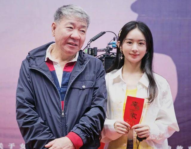 唐嫣|唐嫣拿下高奢代言杨幂尴尬，多次接触品牌无后续，还被嘲讽不适合