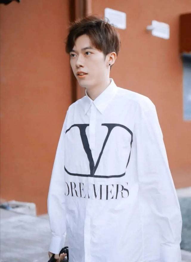 特色|原创创4青3面试路透，这次都是颜值很可的小哥哥，有你支持的吗？