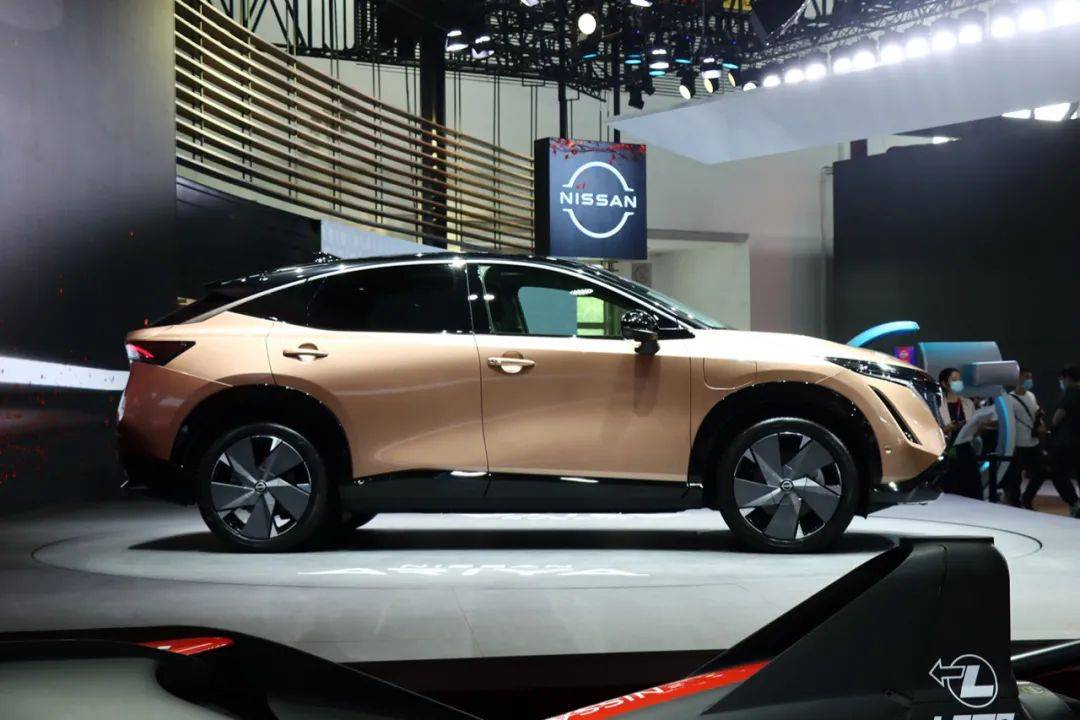 定位纯电轿跑suv 全新日产ariya亮相北京车展