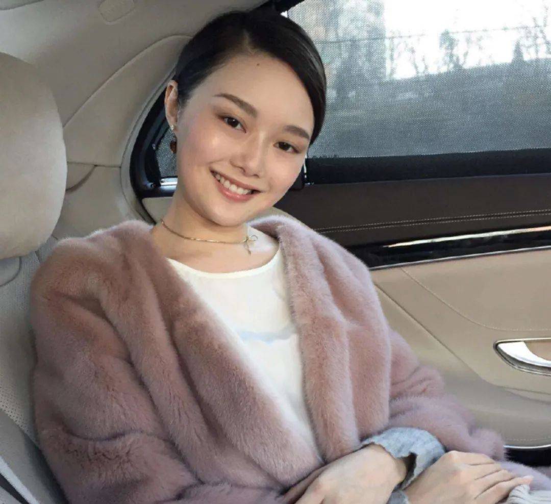 婚礼|费尽心机炫富、艳压翻车不断,网红晚晚这次彻底崩了?