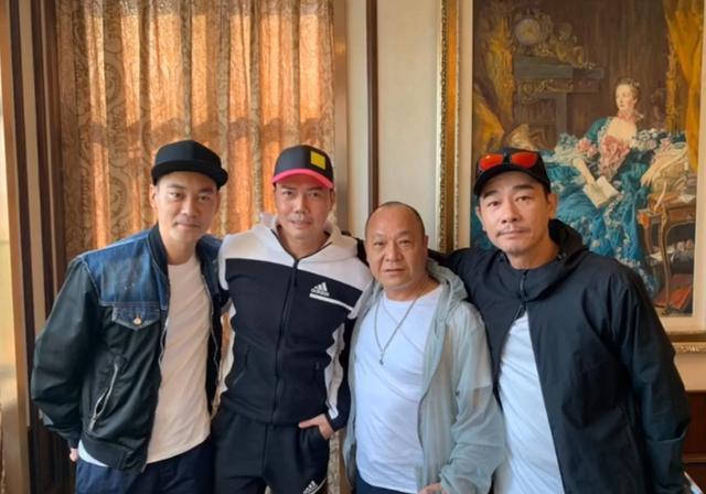 古惑仔男神重聚·曾志伟坐c位 陈小春显沧桑_吴志雄