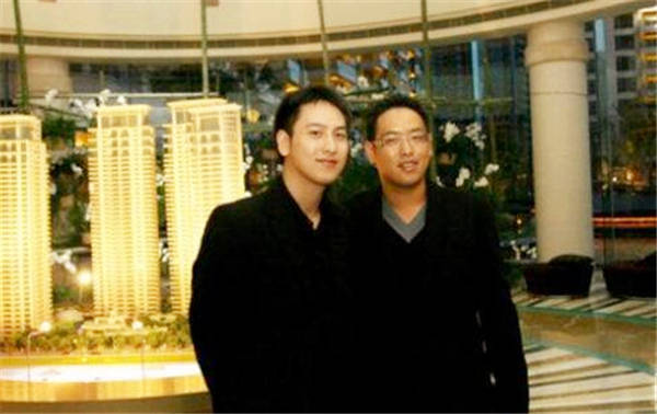 香港汤珈铖父亲留下上海133套房他轻松跻身百亿富豪