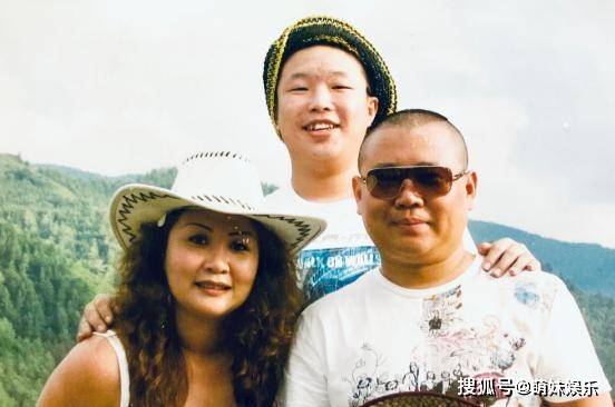 原创和岳云鹏互怼,与栾云平争宠,其貌不扬的烧饼才是人生赢家