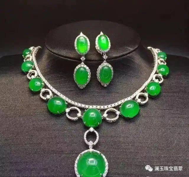 宝石|翡翠珠宝是怎么镶嵌的？