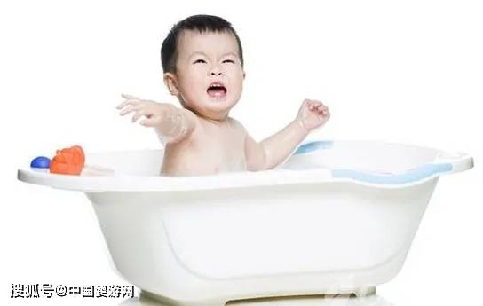 洗头|让宝宝爱上洗澡这几件有趣的产品
