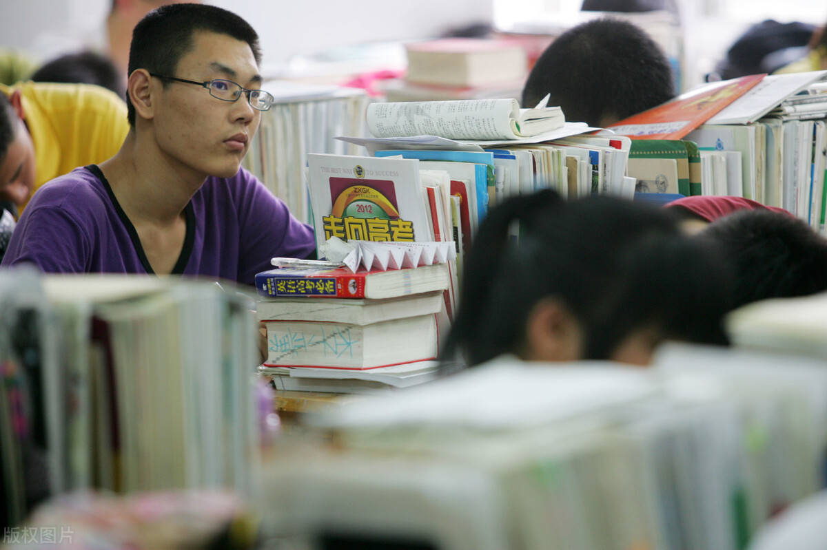 杜海山|对熬夜学习说不，靠什么逆袭中戏？“睡”出来的捷登学霸