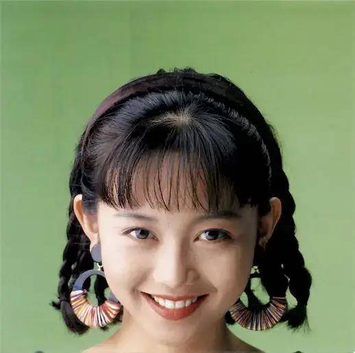 美少女|晚晚和朱茵的结合体，这些美少女炸弹极度可口！