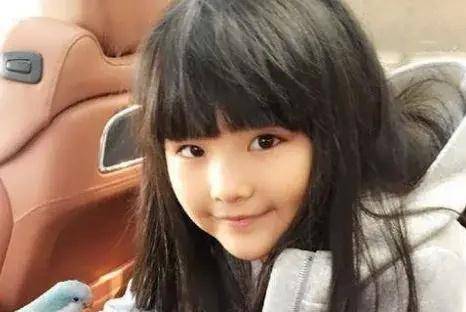 10岁王诗龄与李湘吵架,直接挂断妈妈电话被指太娇惯