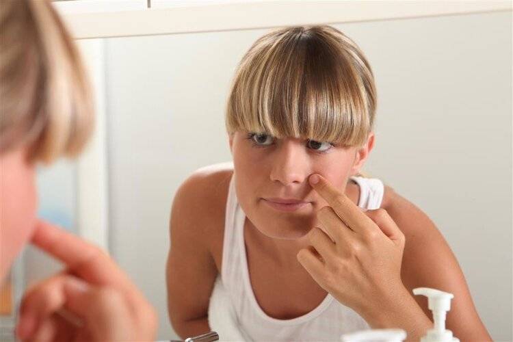 人群|得了肝病，皮肤会先“透露风声”！4个症状，不妨对照看看