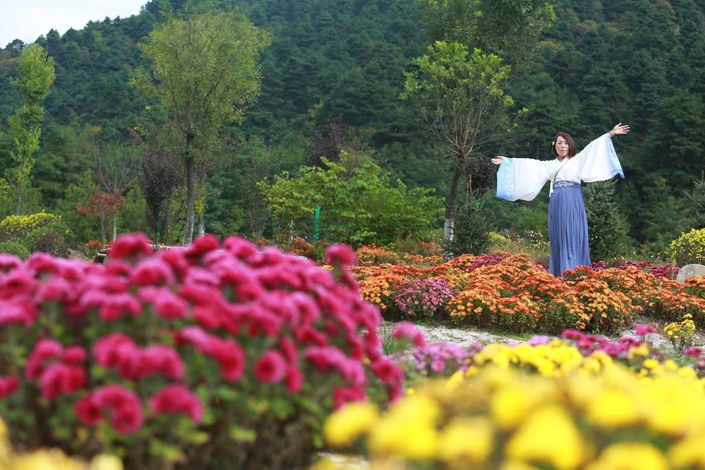 陕西旅游|沿着北宋范宽《溪山行旅图》的绝美景色 游五彩铜川 享养生福地