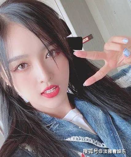 女星做美甲,戚薇高贵,程潇可爱,看到林允:这是用来防狼的吧!