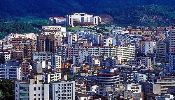 常年产值GDP多少个亿_一个亿图片