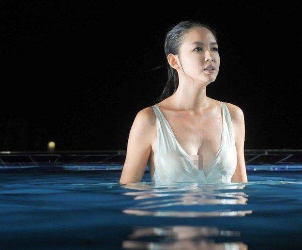 她被称“世界第一美女” 不攀富豪 不嫁豪门 而是嫁给了爱情