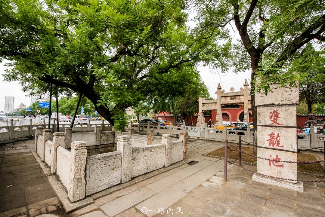 建筑|泰山下唯一皇宫式建筑,和北京故宫齐名,共有六位皇帝来此封禅