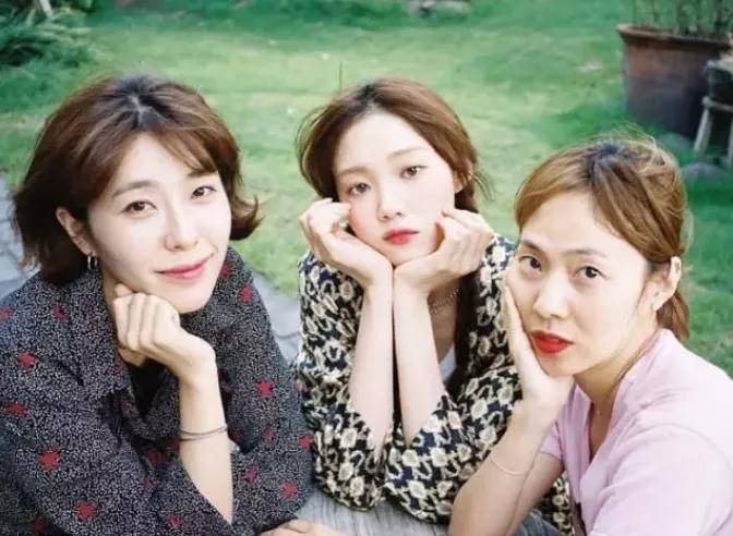 圣经|仅靠do个扇形双眼皮就救了整张土气脸！这位的反转思路请反复朗诵800遍…