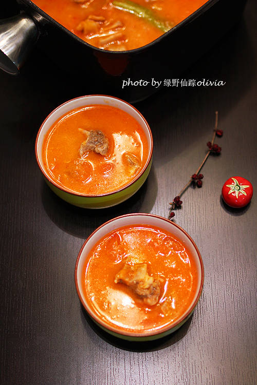 怎么做西红柿炖牛肉汤好吃 d39b23ea365541898e728650d01530ad.jpeg