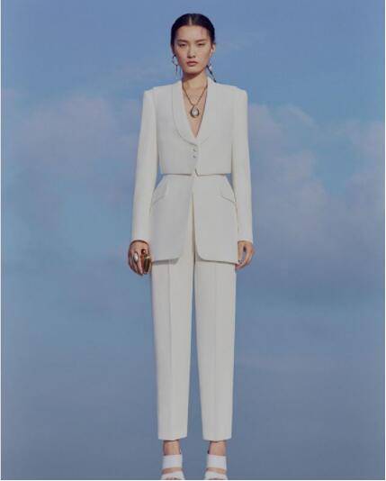 婚礼|穿裤装走婚礼红毯才够帅！精选6 家特色风格服饰品牌，实现你的率性婚纱梦