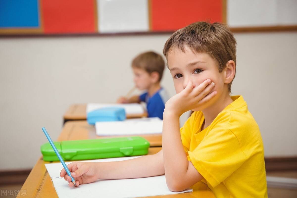 怎样才能有好的坐姿 113b12c065e64e4baf51fbe8663b6024.jpeg