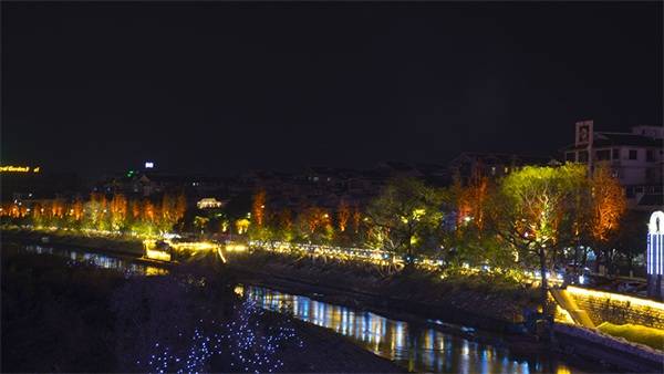 晚上的风景句子 2fc65ab270ee487ca3bb9ffca3f2f836.jpeg