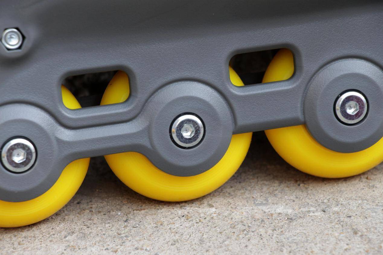 怪兽|激发运动潜能，陪伴美好童年：柒小佰小怪兽轮滑鞋评测