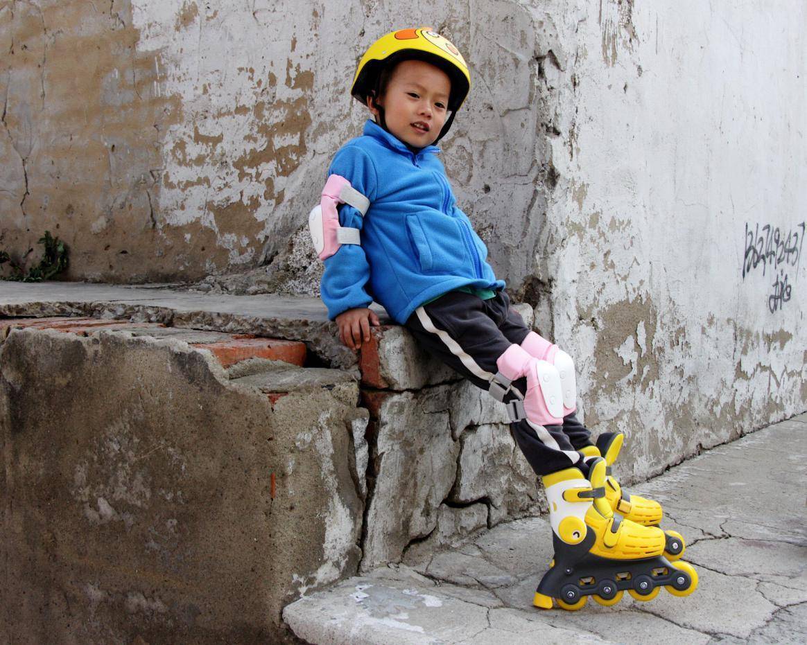 怪兽|激发运动潜能，陪伴美好童年：柒小佰小怪兽轮滑鞋评测