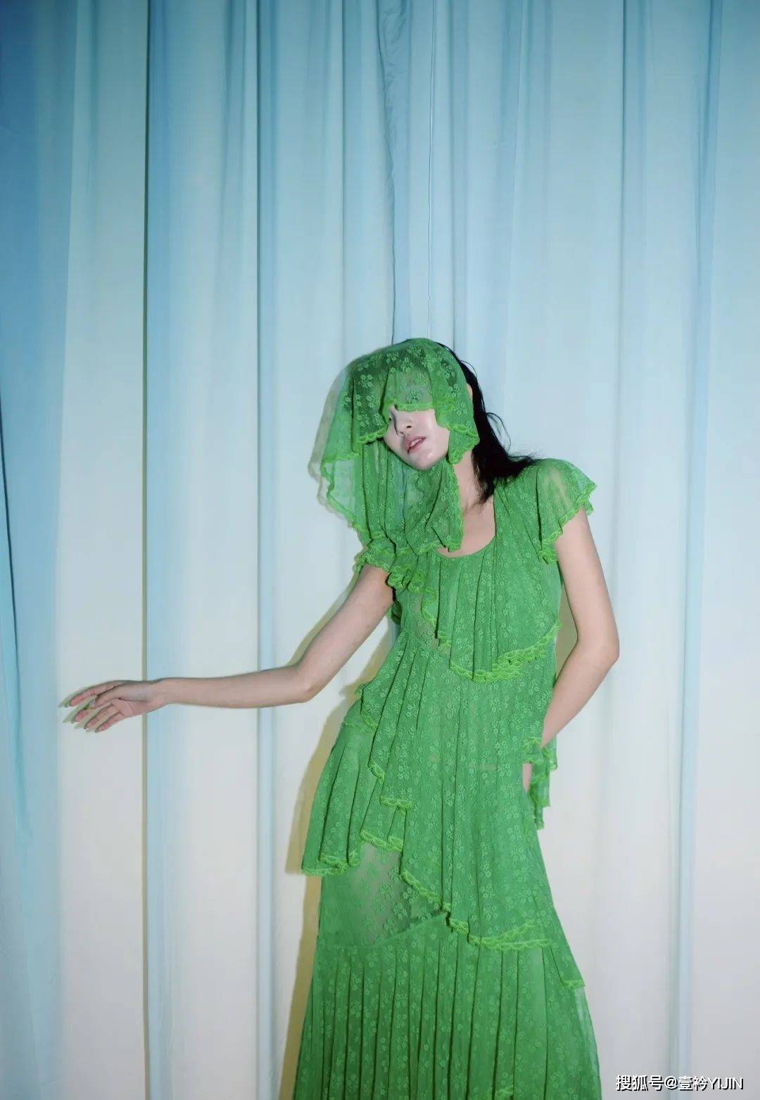 女性|新锐品牌yuhan wang国内首秀 | 极致的浪漫主义,拥抱女性的柔软力量