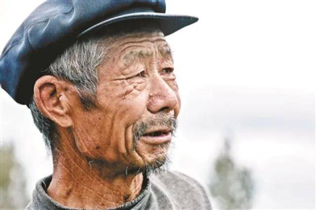 大爷|全网最惨大爷刷爆热搜:玛莎拉蒂滞销,帮帮我们