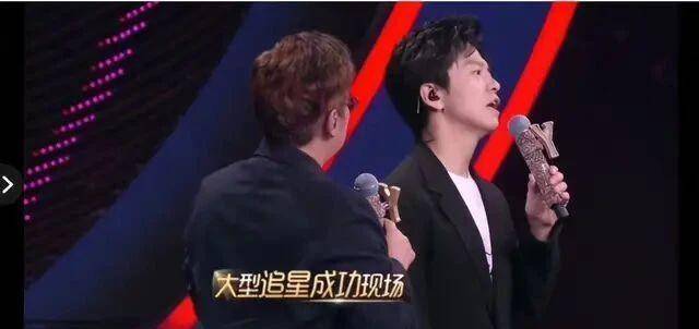 李健谭咏麟合唱《一生何求》,一开口就惊艳全场