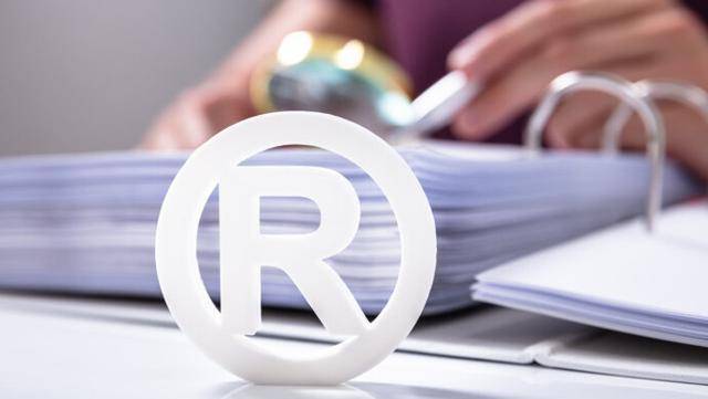 
今日头条起诉“今日油条” 油条老板回应亮了 还在申请“饼多多”等商标_三亿体育官网