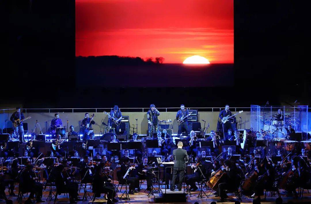 杭盖乐队 北归 保利剧院 杭盖与铜管|杭盖《北归》巡演下半程巡演呼和浩特站圆满落幕，精彩继续启程