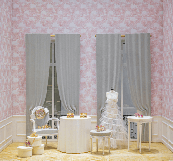 袁冰妍|李冰冰教你穿衣，袁冰妍喂你吃冰激凌…神仙般的日子不过如此！