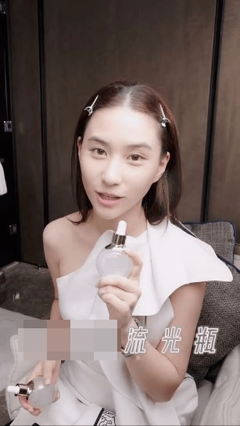 女郎|何超莲分享平价护肤品，秒变带货女郎，网友：赌王千金也缺钱？