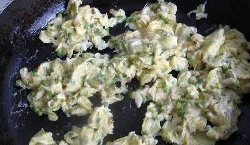 茄子可以和鸡蛋一块炒着吃吗 4df3026ef06c4d68a40c448c151765d6.jpeg