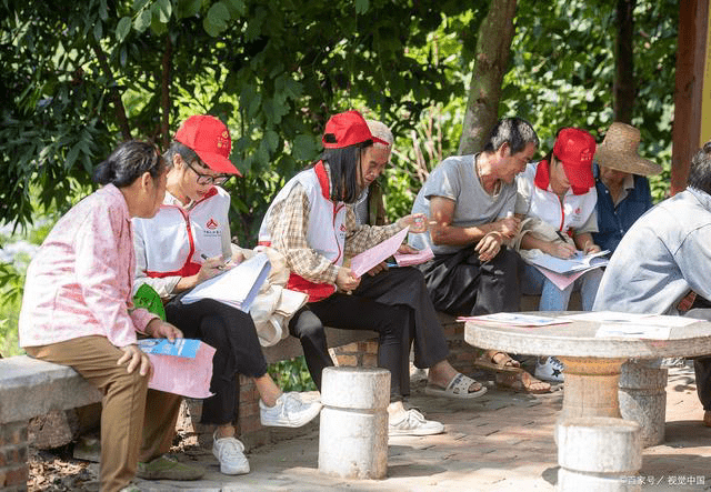 人口普查收费诈骗深圳_深圳龙岗诈骗张银富(3)