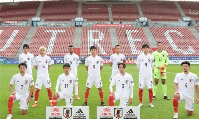 日本足球排名_日本足球宝贝(3)