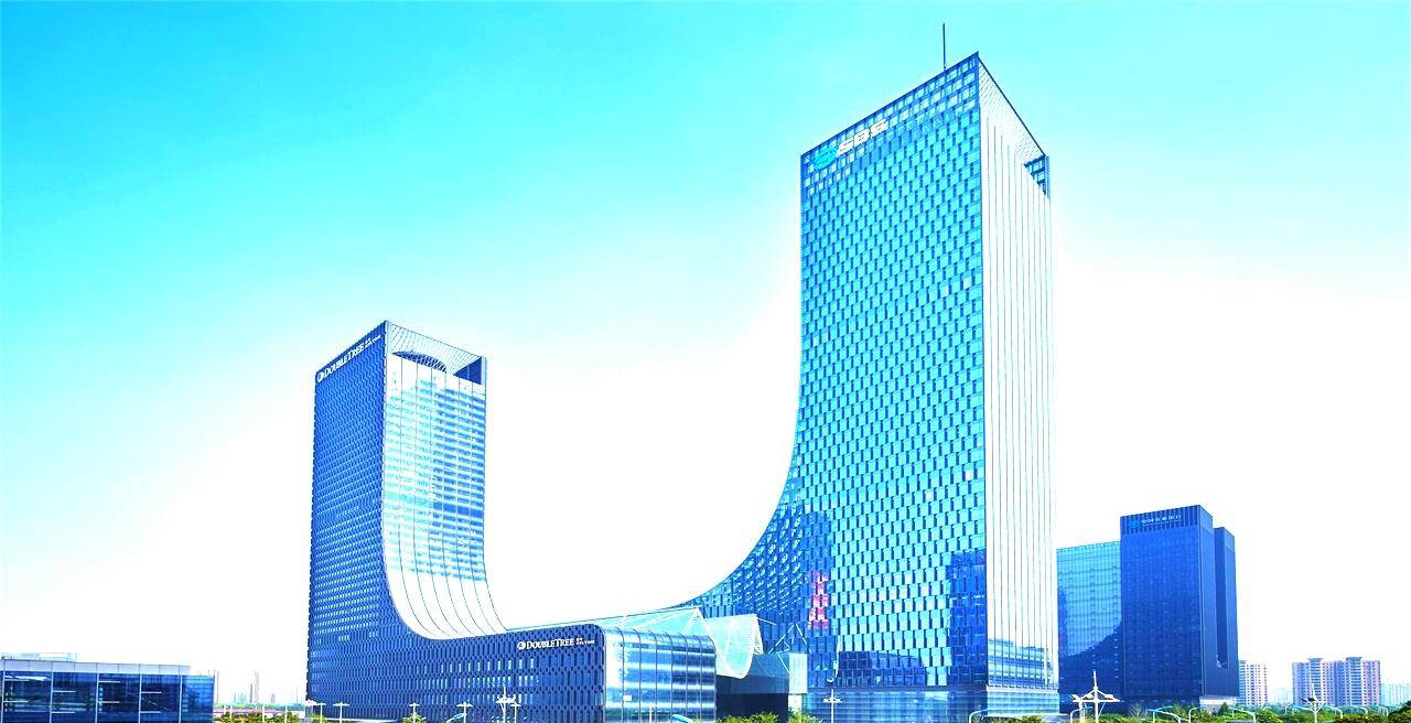 江苏第四城gdp过万_江苏gdp破10万亿图片