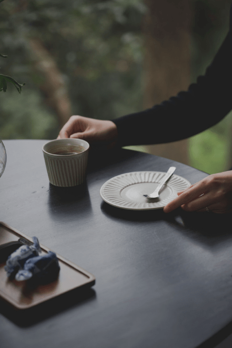 珠光宝气|董花花带儿女秋游，打扮珠光宝气贵气逼人，气质被赞天花板级别