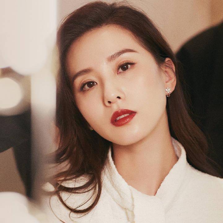 Chanel|明星批发代言活久见!Chanel和Dior官宣最强阵容,顶流全在