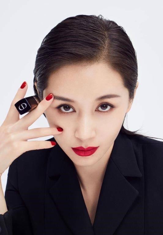 Chanel|明星批发代言活久见!Chanel和Dior官宣最强阵容,顶流全在