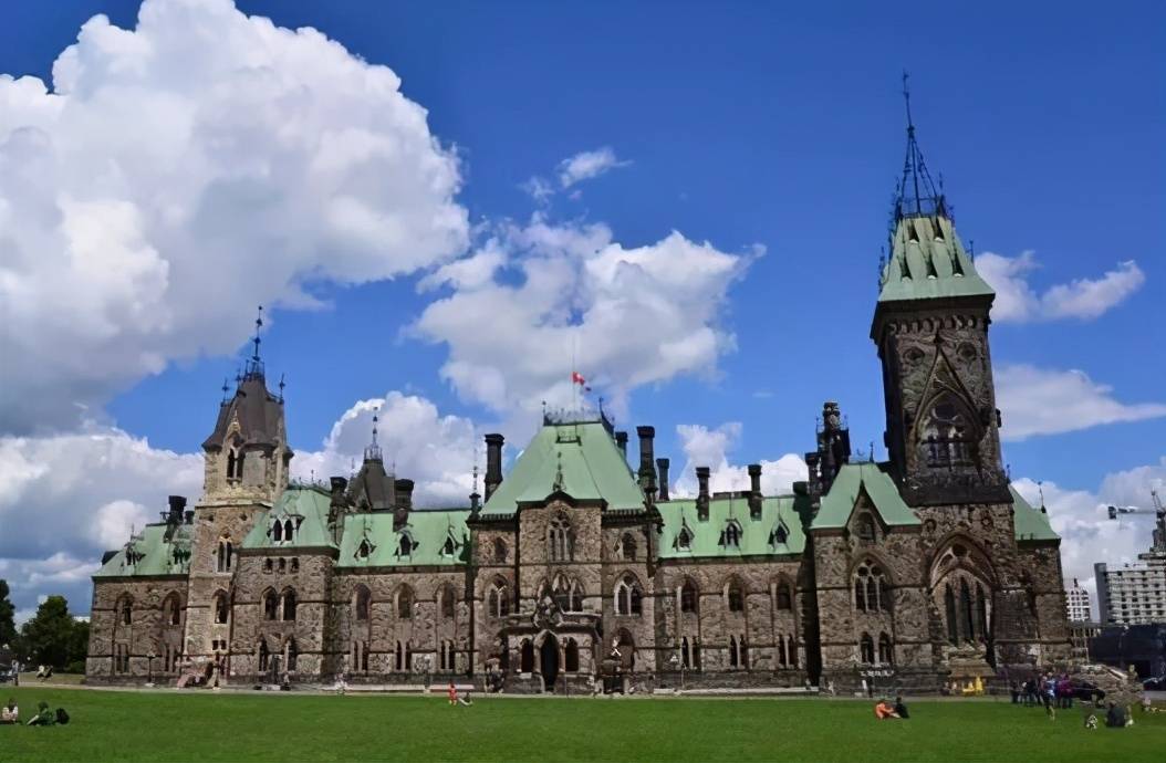 大学|分布在加拿大各省的名校