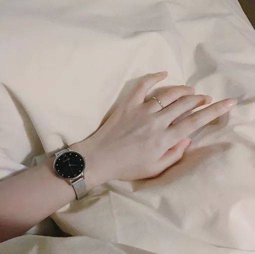 
晚放心情说说短句：给你多次偷偷点开头像的谁人人说一句话吧-b体育(图6)