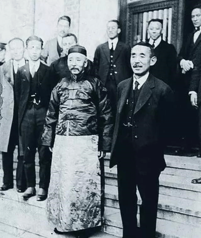 老照片:1895—1928,"东北王"张作霖的13张珍贵老照片