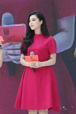 什么样的人适合穿紫色旗袍 0e76944f44414b08b200a7e2d1902e97.jpeg