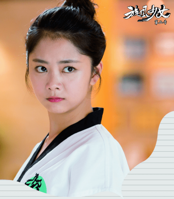 赵丽颖|原创谭松韵30岁还演高中生，娃娃脸成为转型阻碍，赵丽颖值得她借鉴