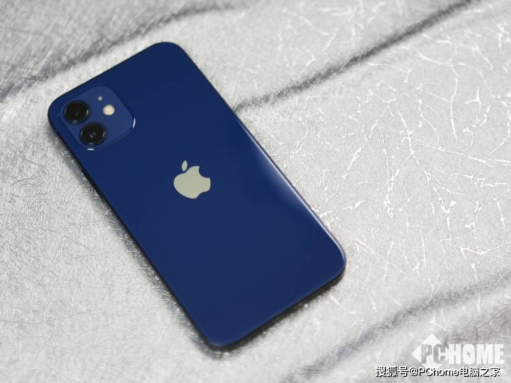 iPhone|iPhone 12蓝色版实拍图赏：真·五彩斑斓的蓝
